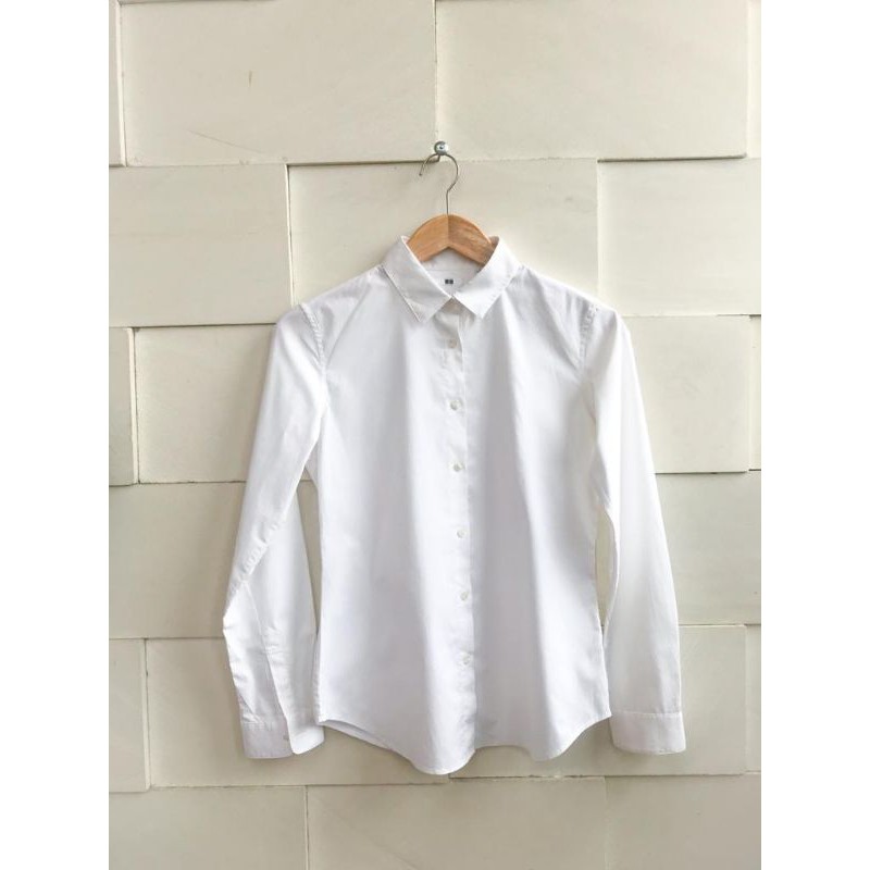 UNIQLO KEMEJA BLOUSE PUTIH PRELOVED