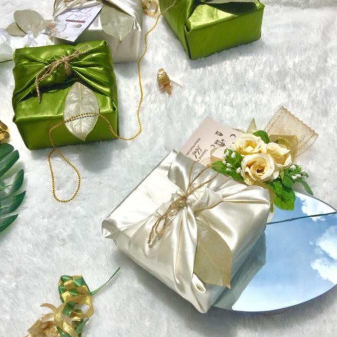 

Murah Hampers Lebaran Idul Fitri / Parcel Lebaran Ramadhan Gift Box Riantihanumshop9