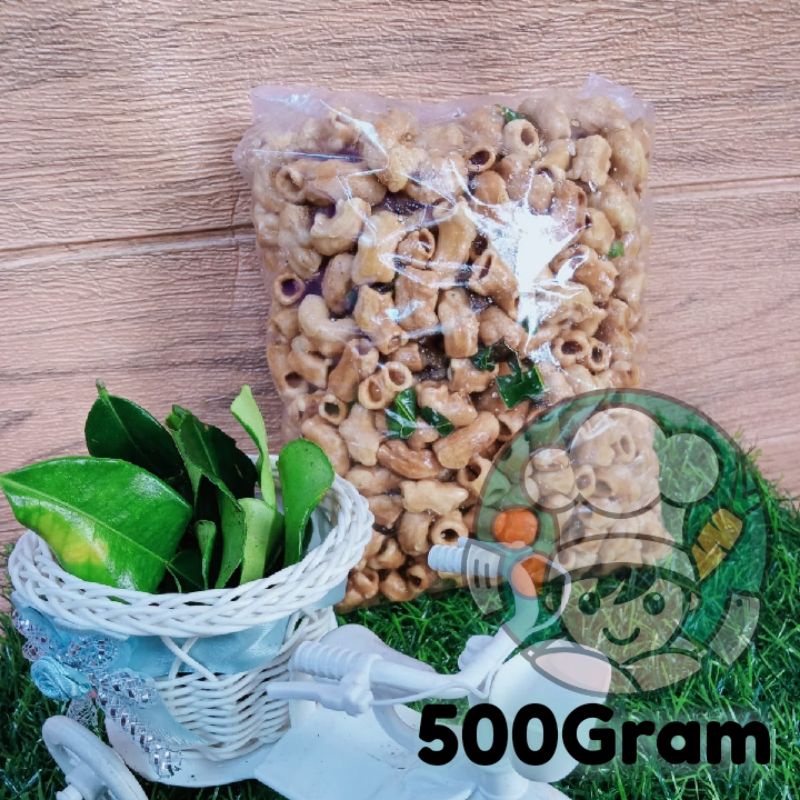 

cemilan MAKARONI DAUN JERUK PEDAS ORIGINAL 500gram