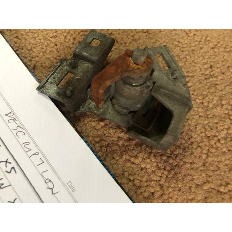 CYLINDER KUNCI BMW E30 M40 318I LIMITED
