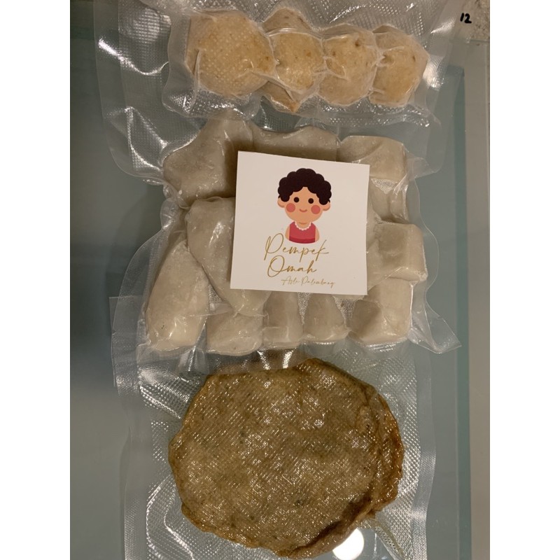 

Paket Pempek Mix 20 pcs kecil Frozen