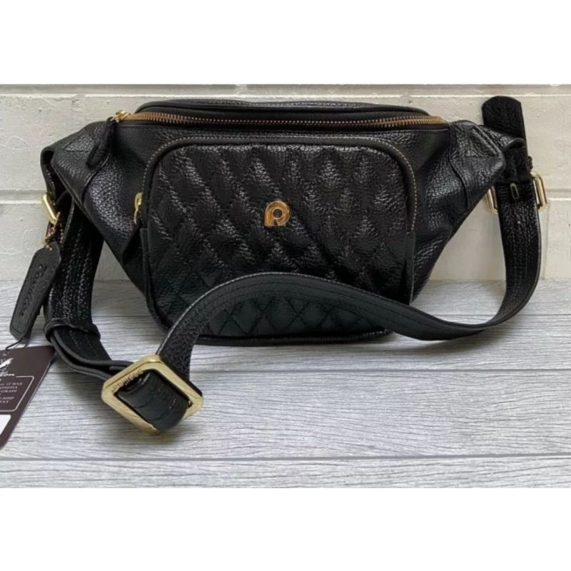 Tas Pinggang Wanita Kulit Asli Merk Papillon Original K3362 Warna Hitam