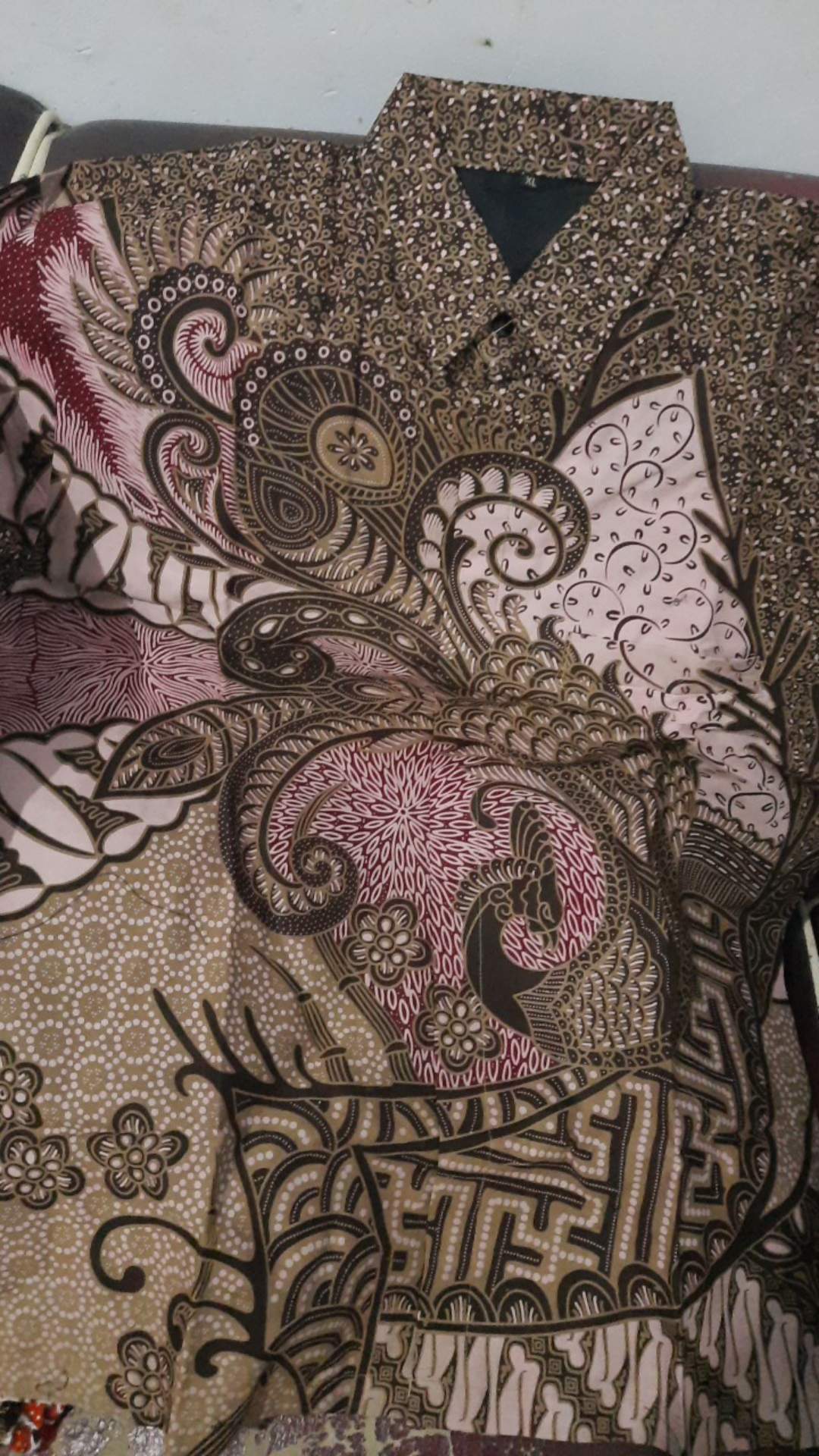 Kemeja Batik Pria Full Furing Lengan Panjang Katun Halus Sragenan Motif Mama Muda Pink