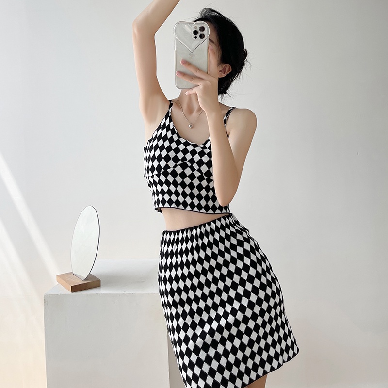 【Elegant】Sexy Low Cut Houndstooth Cami Top &amp; Slit Skirt  Two Piece Set 7473