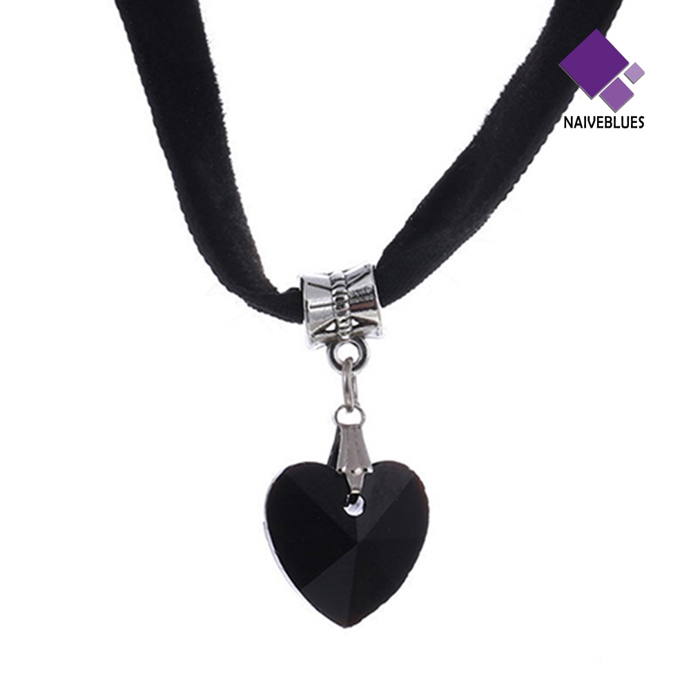 Kalung Choker Pendek Liontin Hati Berlian Imitasi Handmade Gaya Retro Gothic