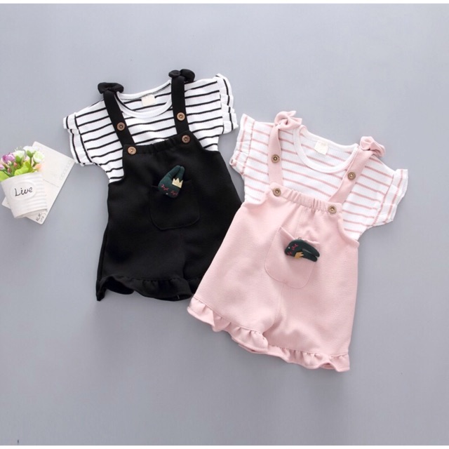 Baju Set T -Shirt dengan tali strap dan celana pendek