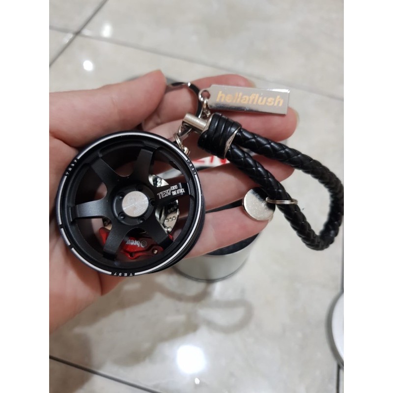 Gantungan kunci keychain velg TE37 TTA hellaflush brembo