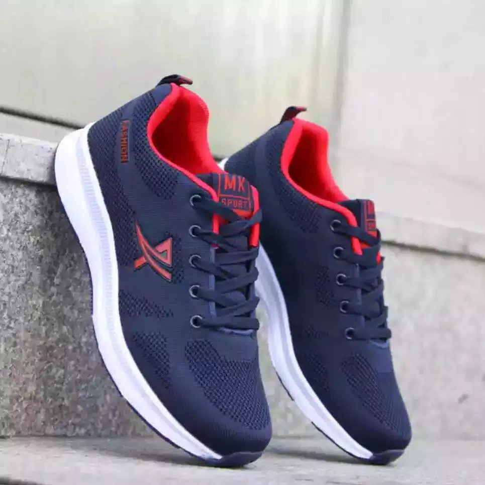 Sepatu sneaker pria Xv Xtep