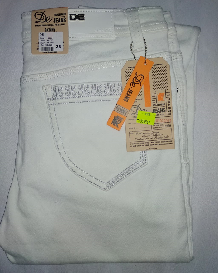 Celana Jeans Putih Wanita Soft Jeans Stretch Merk DE Jeans Tebal - Putih, 32