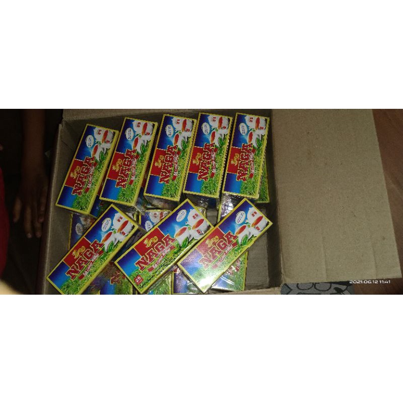 

Teh Celup Cap Naga asli Malang