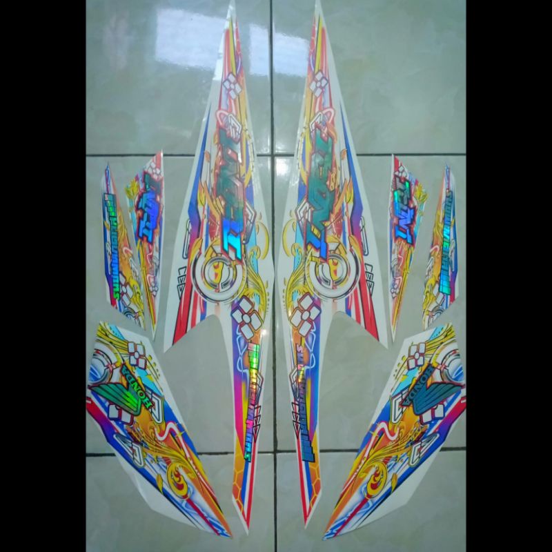 striping beat 2020 tranparan hologram