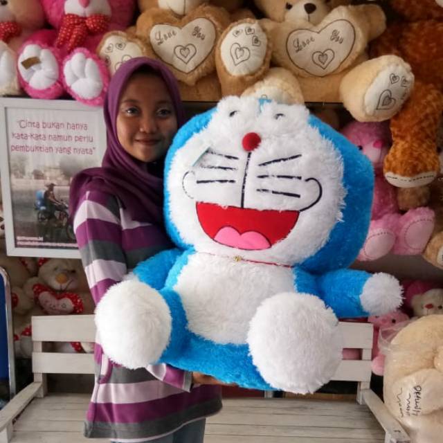Doraemon jumbo duduk Rasfur 2kg