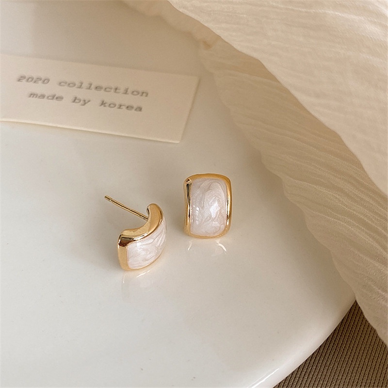 Fashion Vintage Elegan Menetes Minyak C-shaped Hoop Earrings/French Elegan Stud Earrings/Aksesoris Perhiasan Telinga Pesta Pernikahan