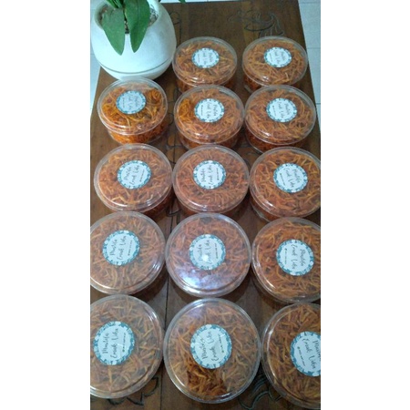 

mustofa emak vika