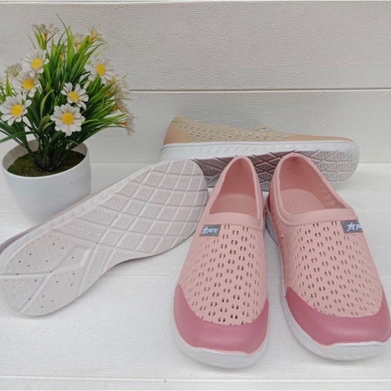 ATT AKL 160 Sepatu karet wanita Slip on