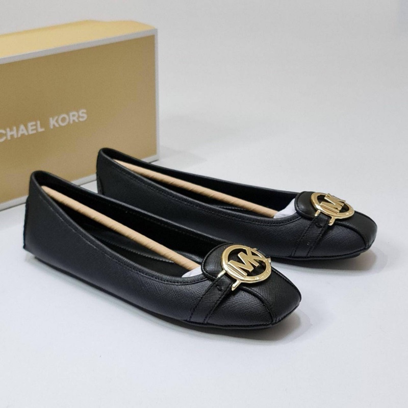 Ready Stock Michael Kors Flat Shoes Black GHW