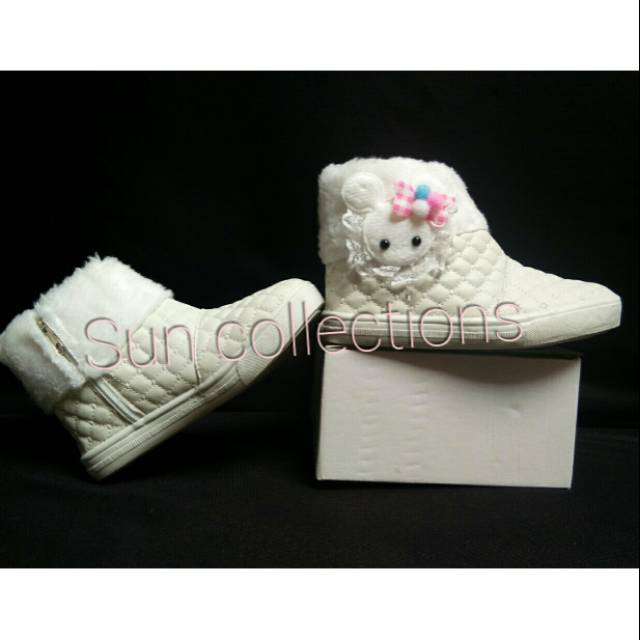 Sepatu Boots anak Perempuan White/Putih