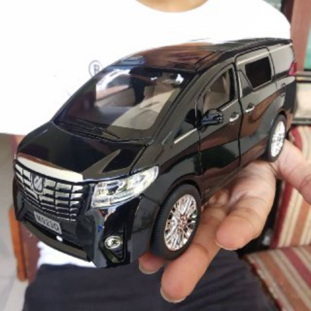 Diecast Miniatur Mobil Toyota Alphard Black Skala 1:24 - Bahan Besi