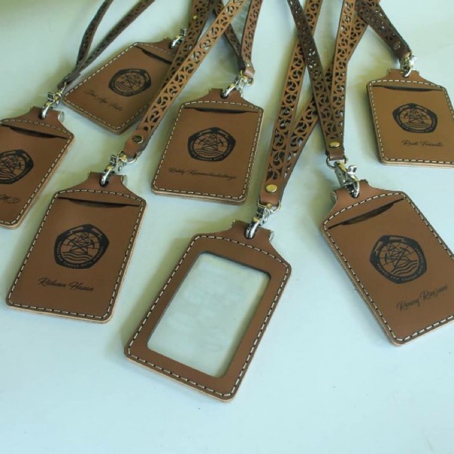 

ID Card Custom Holder Kulit Asli Strap Motif Batik Craft