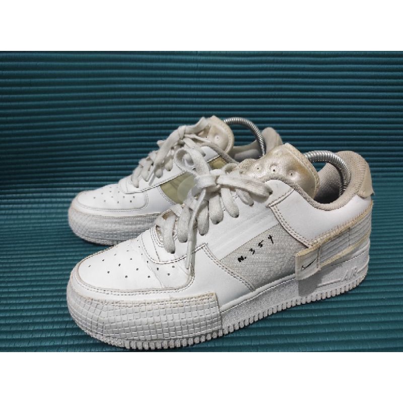 Sepatu Second Nike Air Force 1 - Type