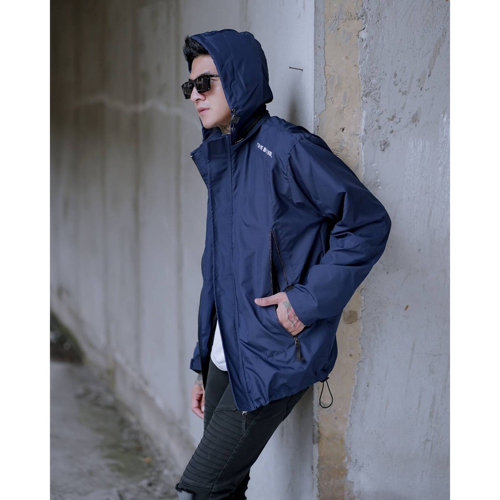 Jaket Parasut Pria Dan Wanita Waterproof Hoodie Jumbo Outdoor Distro Keren Murah