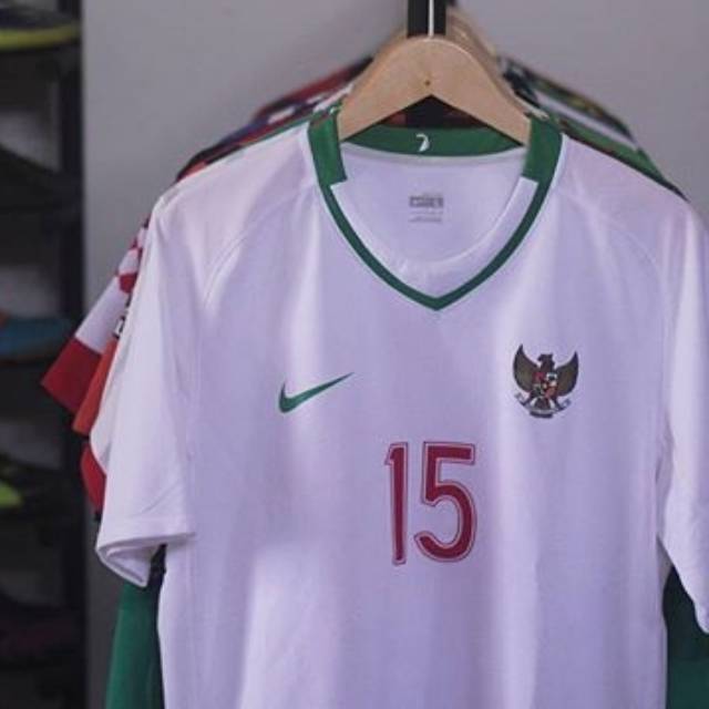 Jersey timnas indonesia signed by 