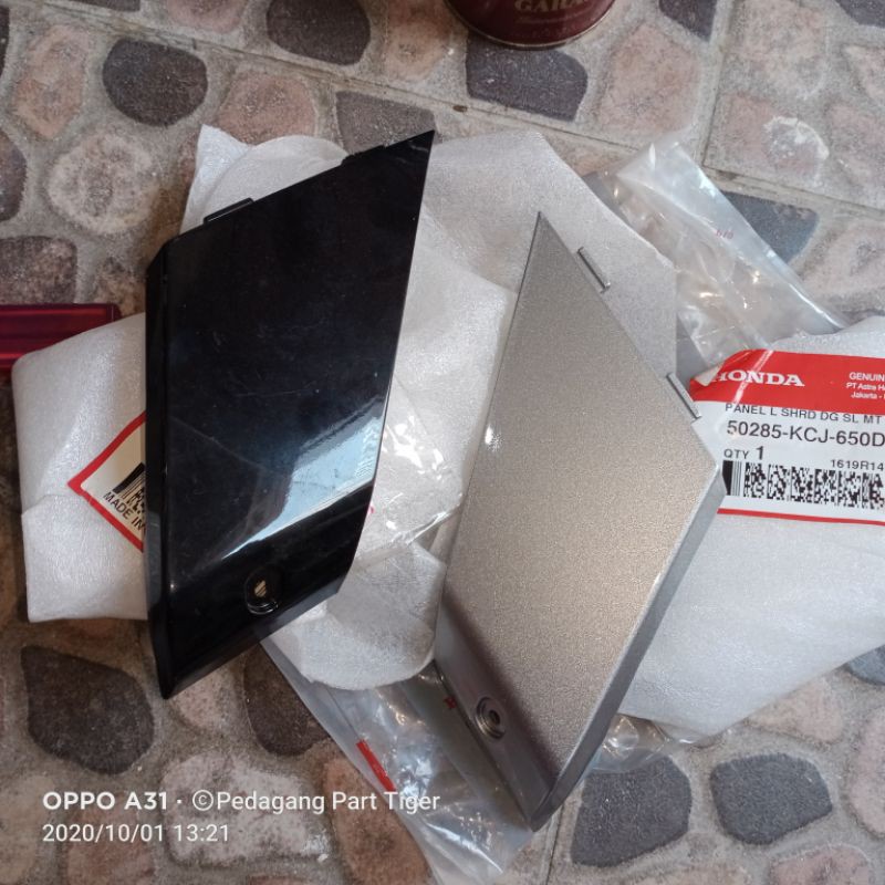 Panel Kuping Tangki Honda Tiger Revo