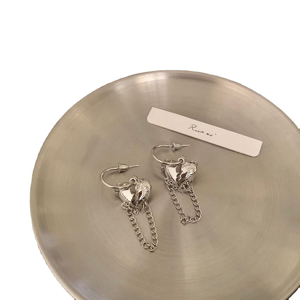 1 Pasang Anting Rantai Panjang Rumbai Desain Hati Bahan S925 Silver Needle Gaya Korea Untuk Wanita