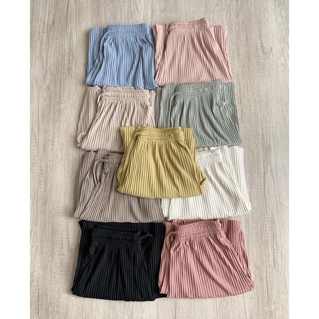 EAZY PLISKET PANTS BY GONEGANI (BLACK)SIAP KIRIM