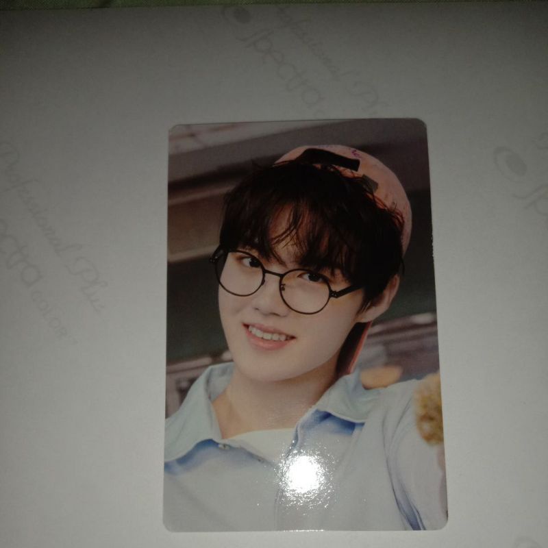 TREASURE - DOYOUNG MD POP UP TWORLD