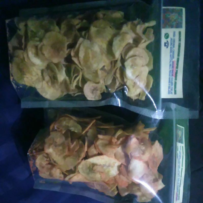 

kripik pisang gurih kedai amalia