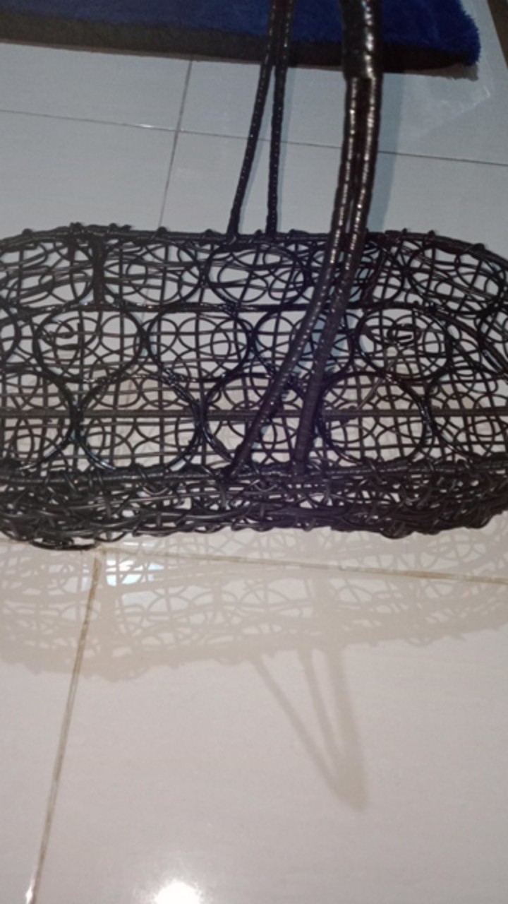 Keranjang Aqua, Keranjang Air Minum Gelasan Brekele