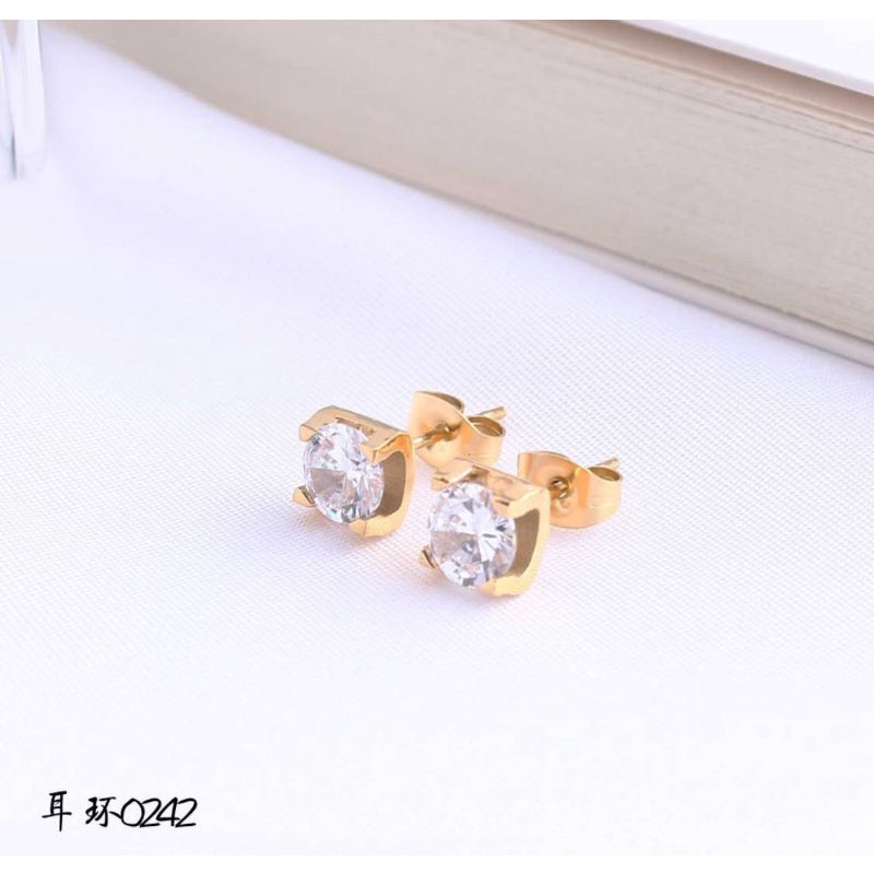 Anting–anting titanium  3734