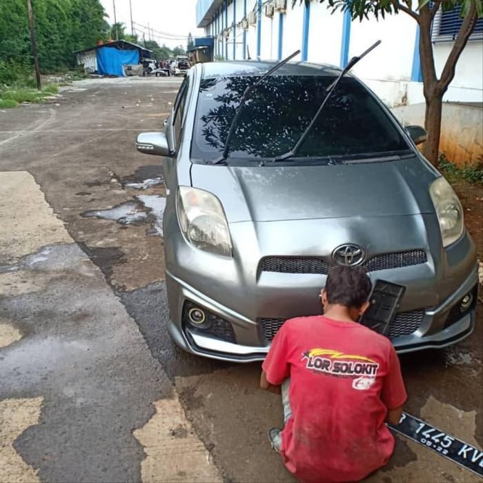 boykit yaris toyota yaris AKSESORIS MOBIL BODYKIT YARIS 2006 2007 2008 2009 2010 2011 UPGRADE Gratis