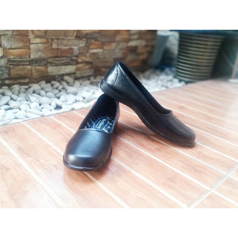 PS1H Sepatu Kerja Wanita Flat Hitam Polos Formal Sepatu Wanita 1 Cm