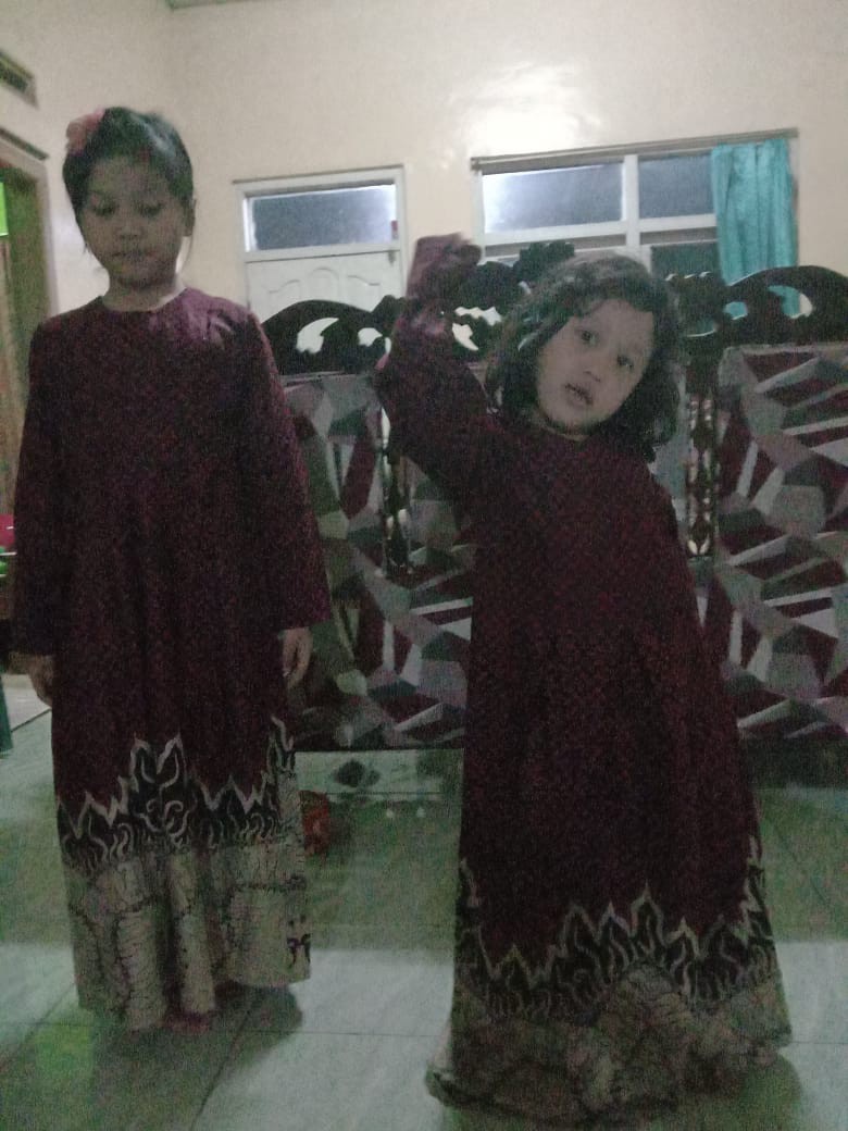 Batik Couple Keluarga Sania Ruffle Ori Ndoro Jowi Dnt Motif Bara Merah