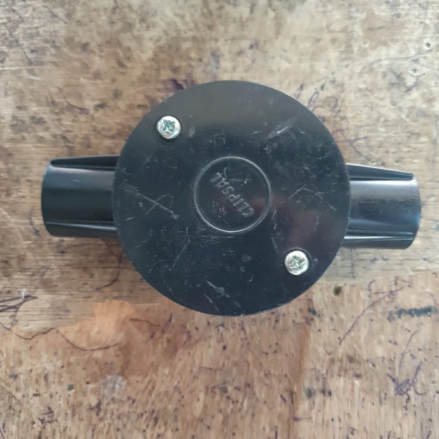 TDUS T DUS CABANG 2 2W 2WAY 2 ARAH 20MM 20 MM TEE DUS