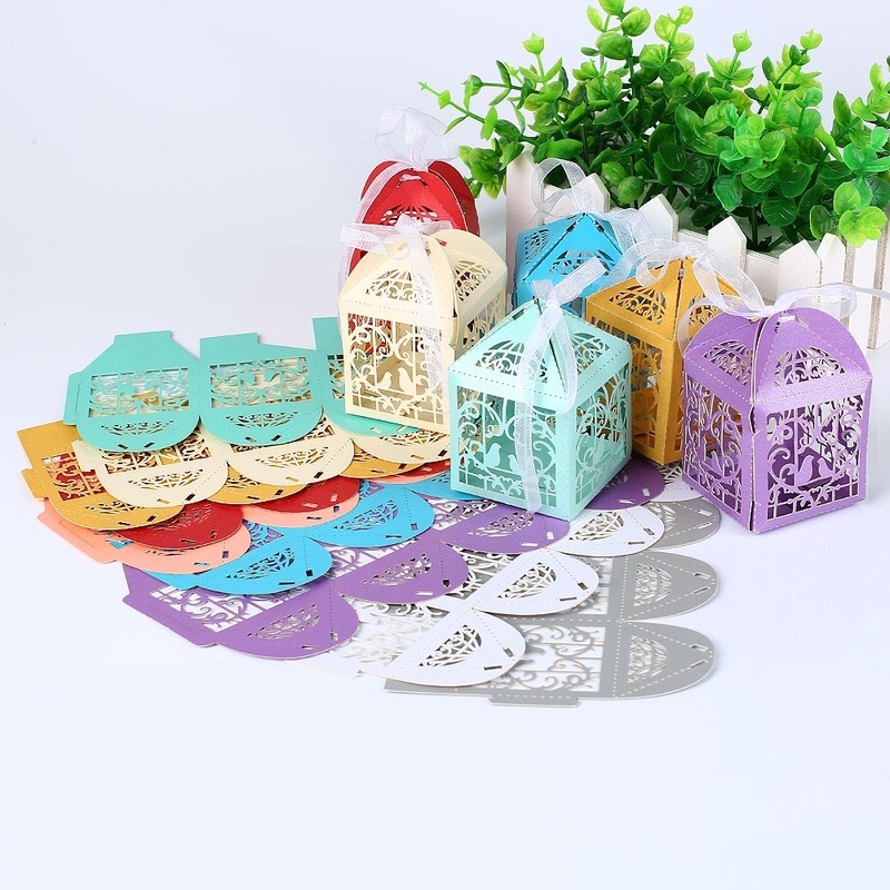 [Christmas Home Decoration Products] [10Pcs/set Love Heart Laser Cut Hollow Carriage Favors Gifts Candy Boxes With Ribbon] [Self Adhesive Cookie, Snack, Gifts Box For Xmas Party Supplies]