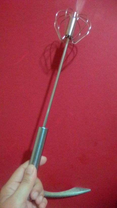 Pengocok Telur Tekan (manual Mixer) 32cm