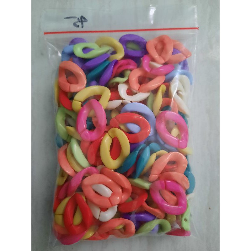 Mote Rantai gepeng / Rantai Plastik ( 100 gr )