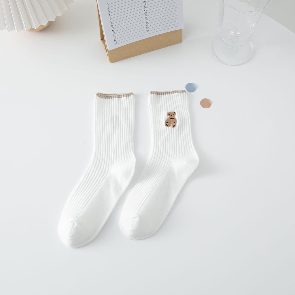 Either.id - Kaos Kaki Pria Wanita Panjang Setinggi Betis Motif Beruang Cute Bear New Fashion Korean Style Socks-KK018D