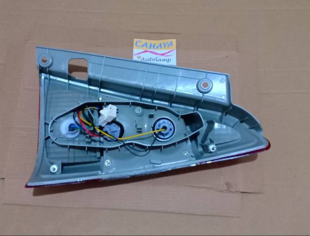 Stop Lamp Assy Innova Grand 2012 - 2015 / Lampu belakang