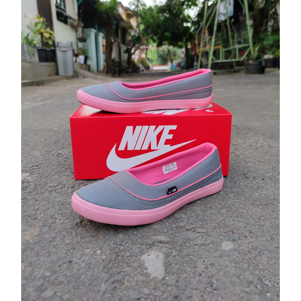 SEPATU SLIP ON WANITA TERBARU 05 ABU PINK.SEPATU HIJABERS.SEPATU KERJA.SEPATU WANITA