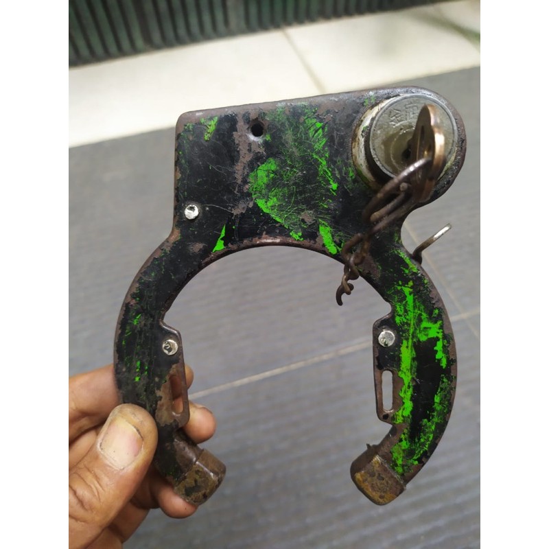 Gembok Jadul Sepeda Onthel
