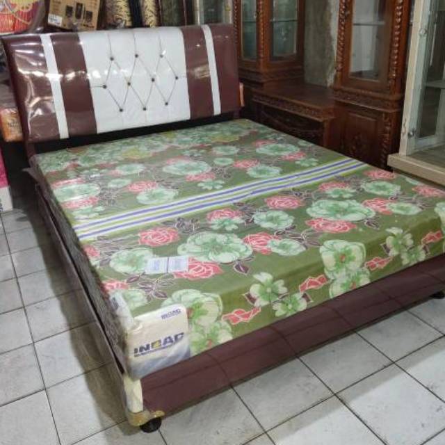  Dipan  Diamond 160 cm No  2  Ranjang Tempat Tidur Minimalis 