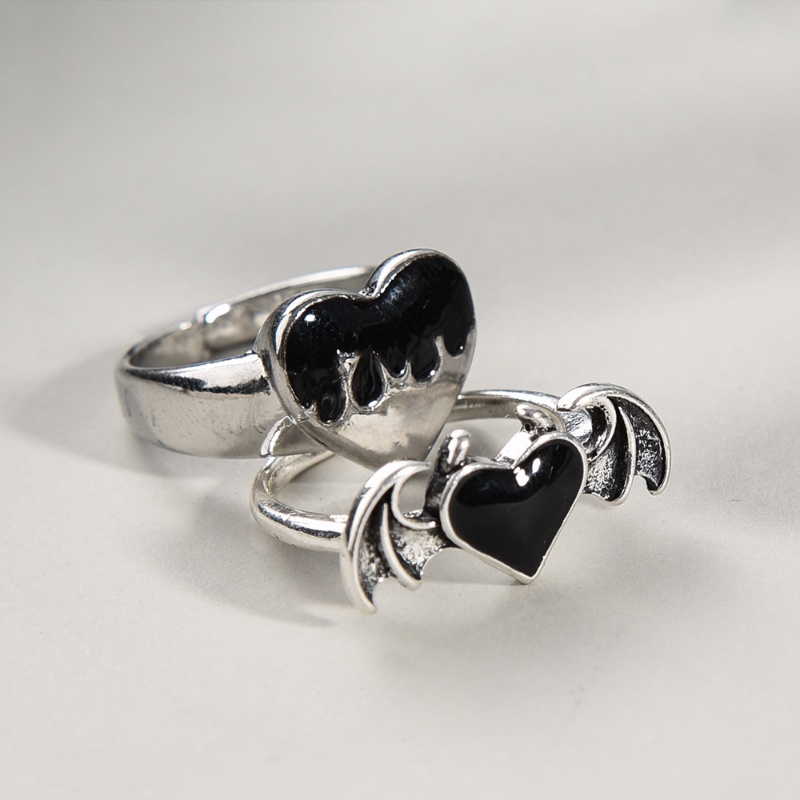 1pc Cincin Bentuk Sayap Iblis Bahan Alloy Warna Hitam Gaya Retro Punk Adjustable Untuk Unisex