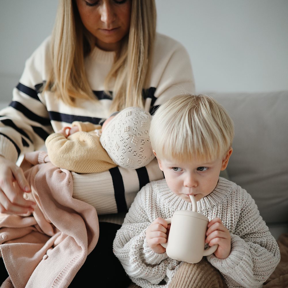 Mushie Silicone Training Cup + Straw | Gelas Botol Sedotan Silikon Latihan Minum Anak Bayi