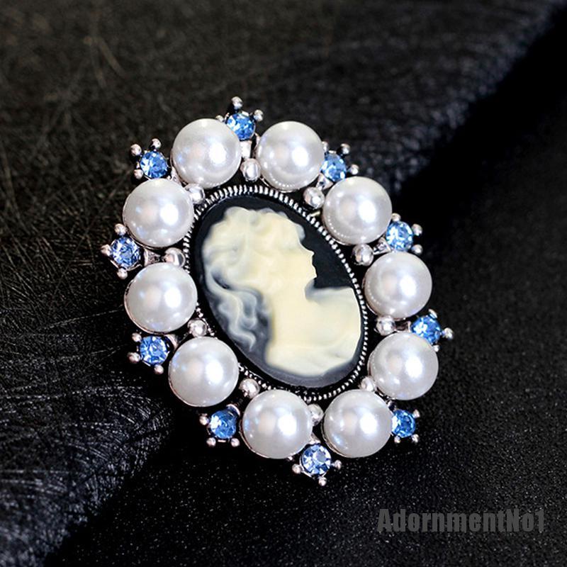 (Adornmentno1) 1pc Bros / Pin Gaya Victoria Motif Cameo Aksen Kristal Untuk Aksesoris Wanita / Pesta Pernikahan