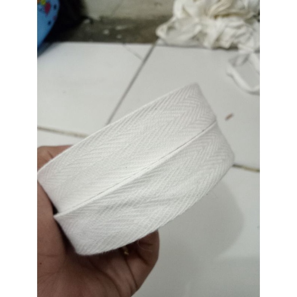 pita katun lebar 2 cm /twill tape