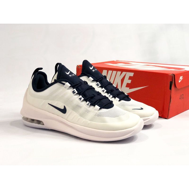 nike axis
